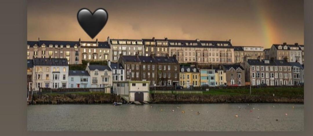Avarest House Bed&Breakfast Portrush Eksteriør billede