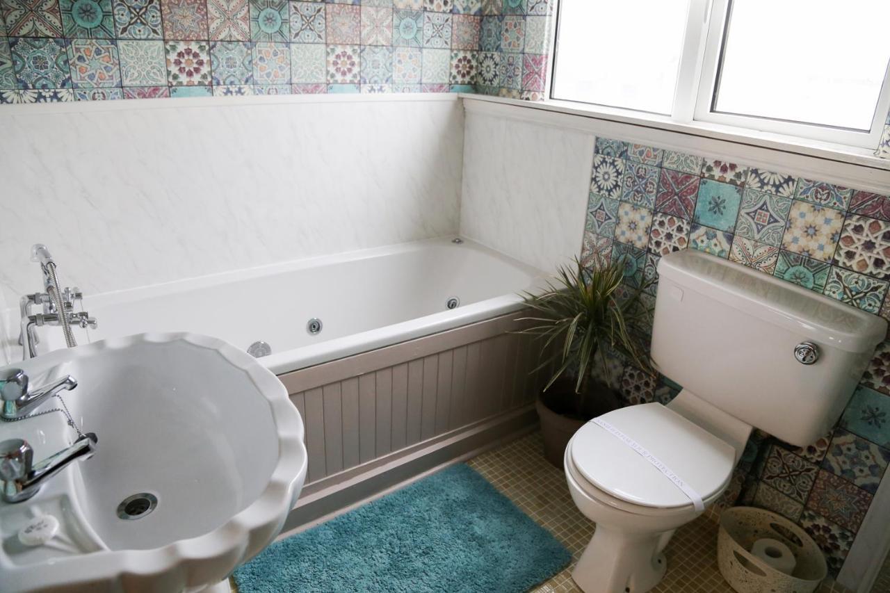 Avarest House Bed&Breakfast Portrush Eksteriør billede